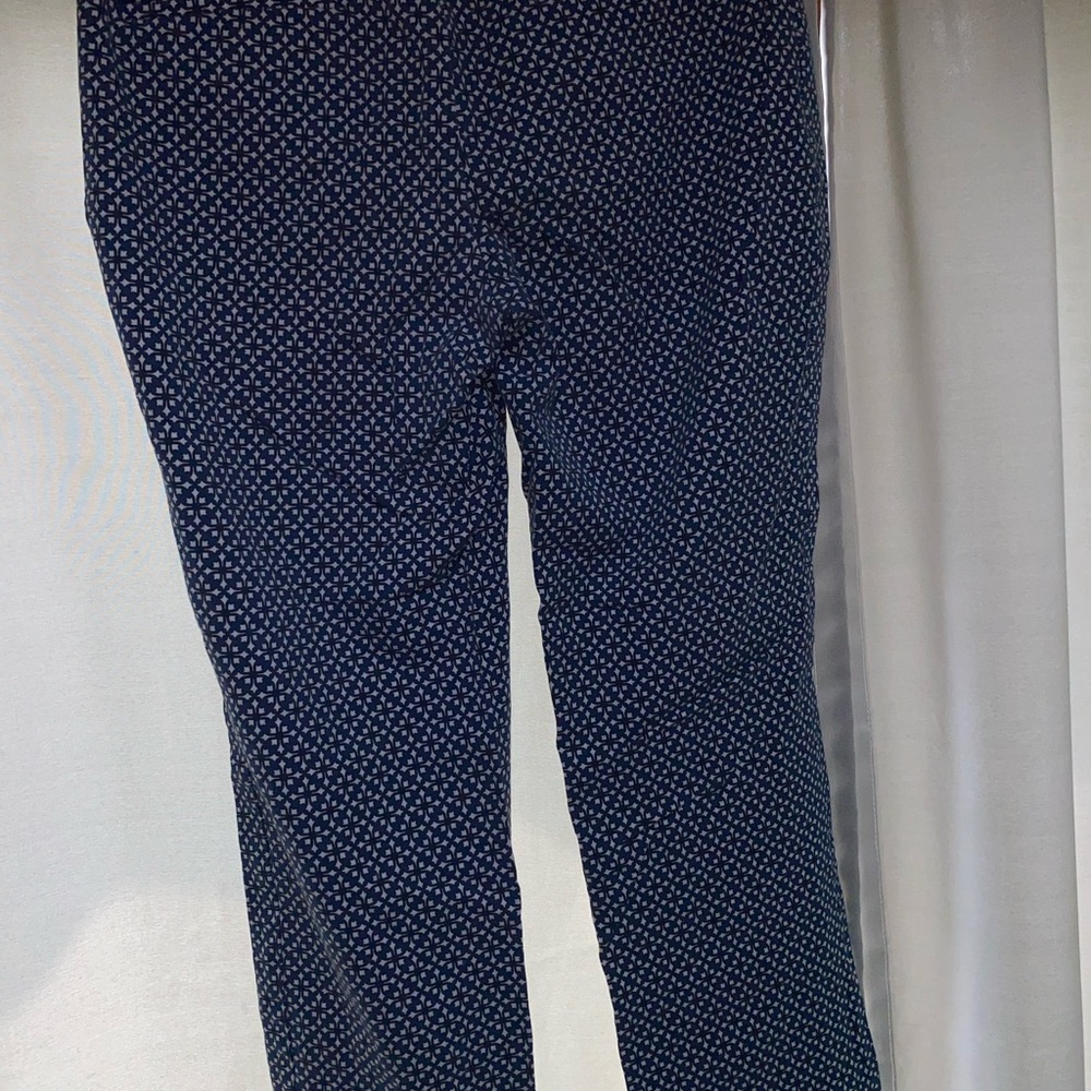 Patterns stretchy side zip pants - Picture 5 of 8